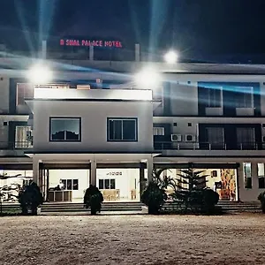  Hotel Bishal Palace