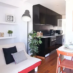  Apartamento Portuguese Classic Flat - River Views From S Historic Heart Portugal